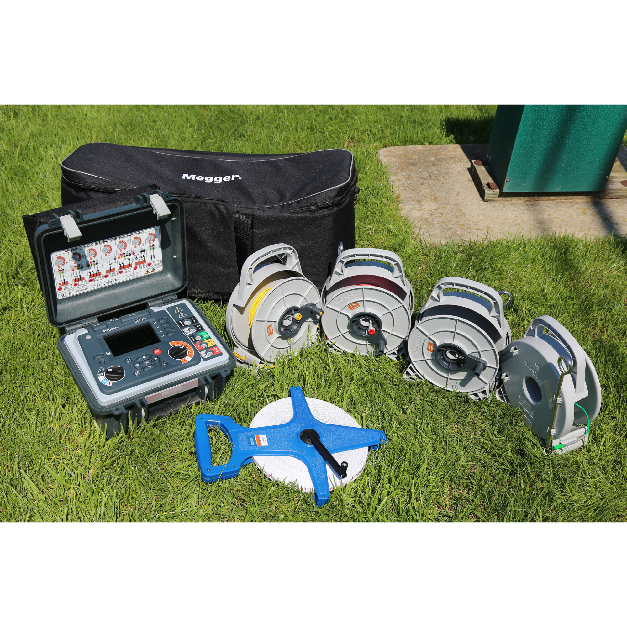 Megger DET2/3 Earth Tester with 100m Test Kit